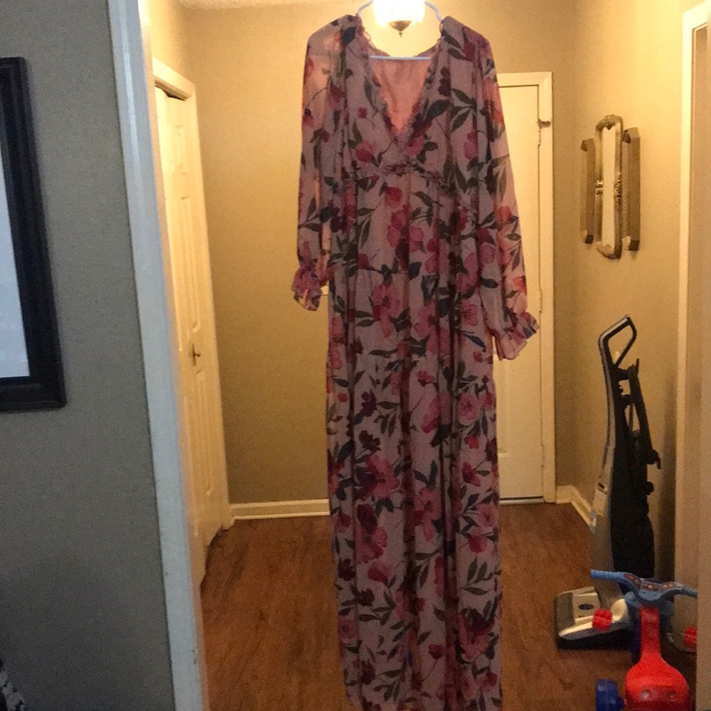 Xl dress new with tags special sale send offer now